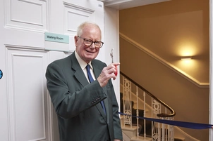 Mr Hamish Leslie Melville, Chairman of The London Clinic cuts the ceremonial ribbon