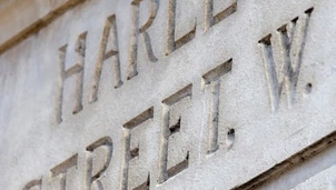 An image of the Harley Street sign