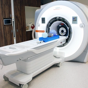 An image of an MRI scanner